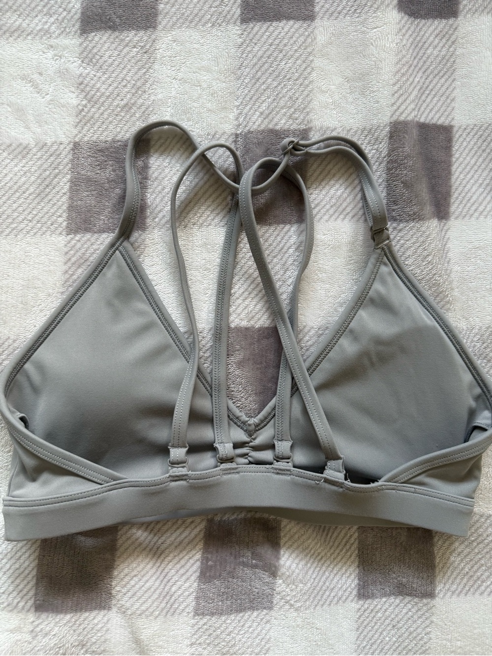 Minimal bra !! - Picture 2 of 7